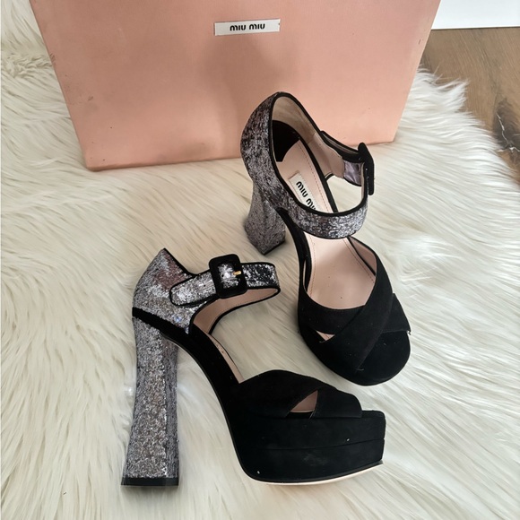 Miu Miu Glitter Accent Platform Pumps - Picture 10 of 12